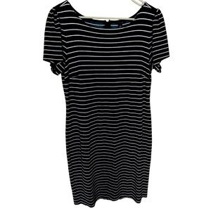 Ann Taylor stretchy & chic Black White Striped Dress Short Sleeves Size 6.